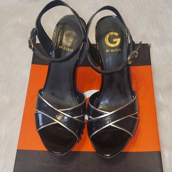 Shoes - Picture 3 of 5